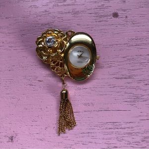 Le Baron Rose Pin Watch